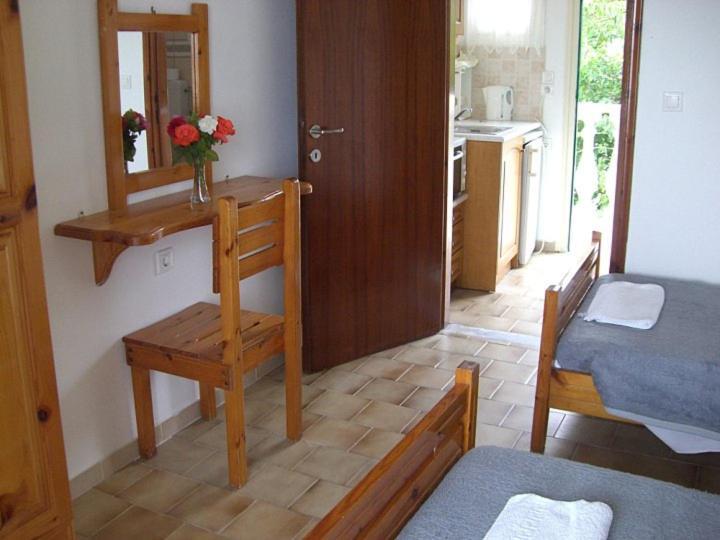 Anatoli Apartments Agios Stefanos Avliotes  Екстериор снимка